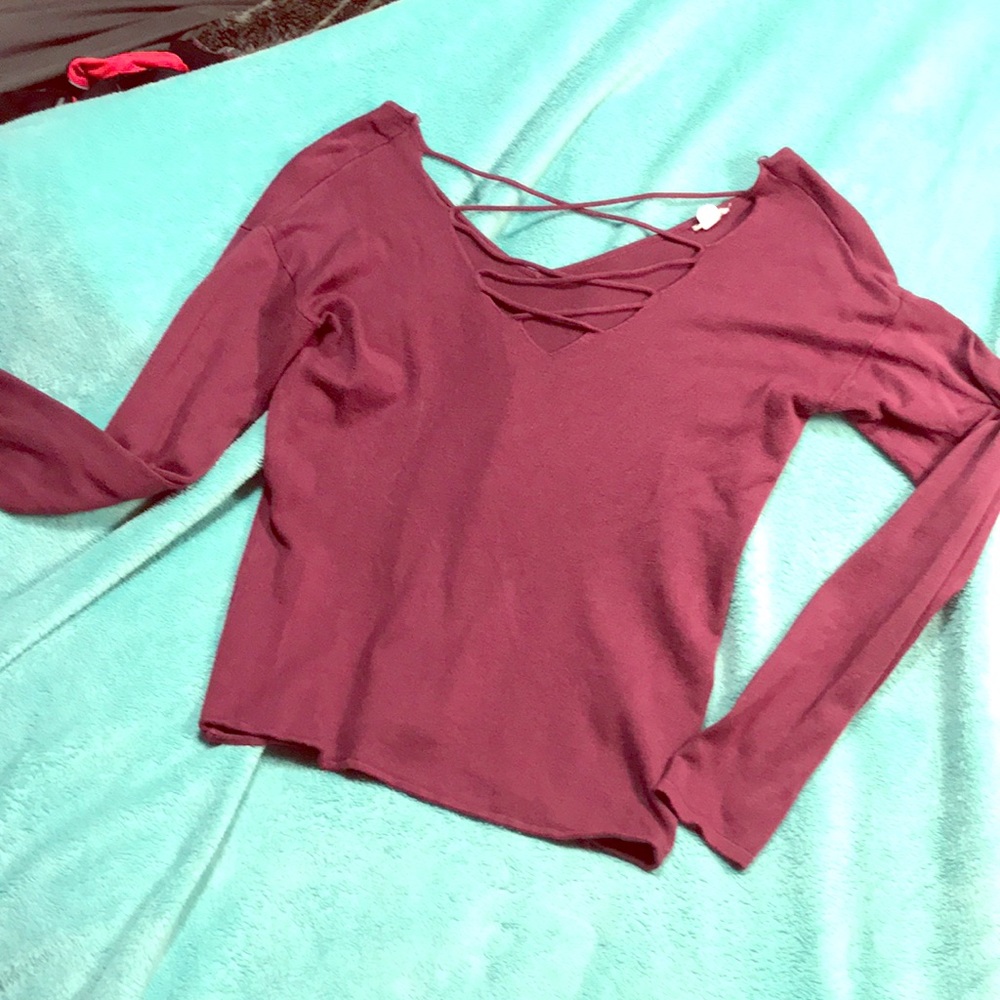 Maroon long sleeved sweater